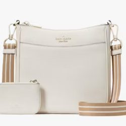 Rosie North South Medium Swingpack Crossbody